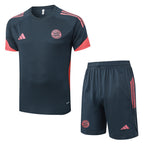 Conjunto de Entrenamiento Corto Bayern Múnich - 2025/26