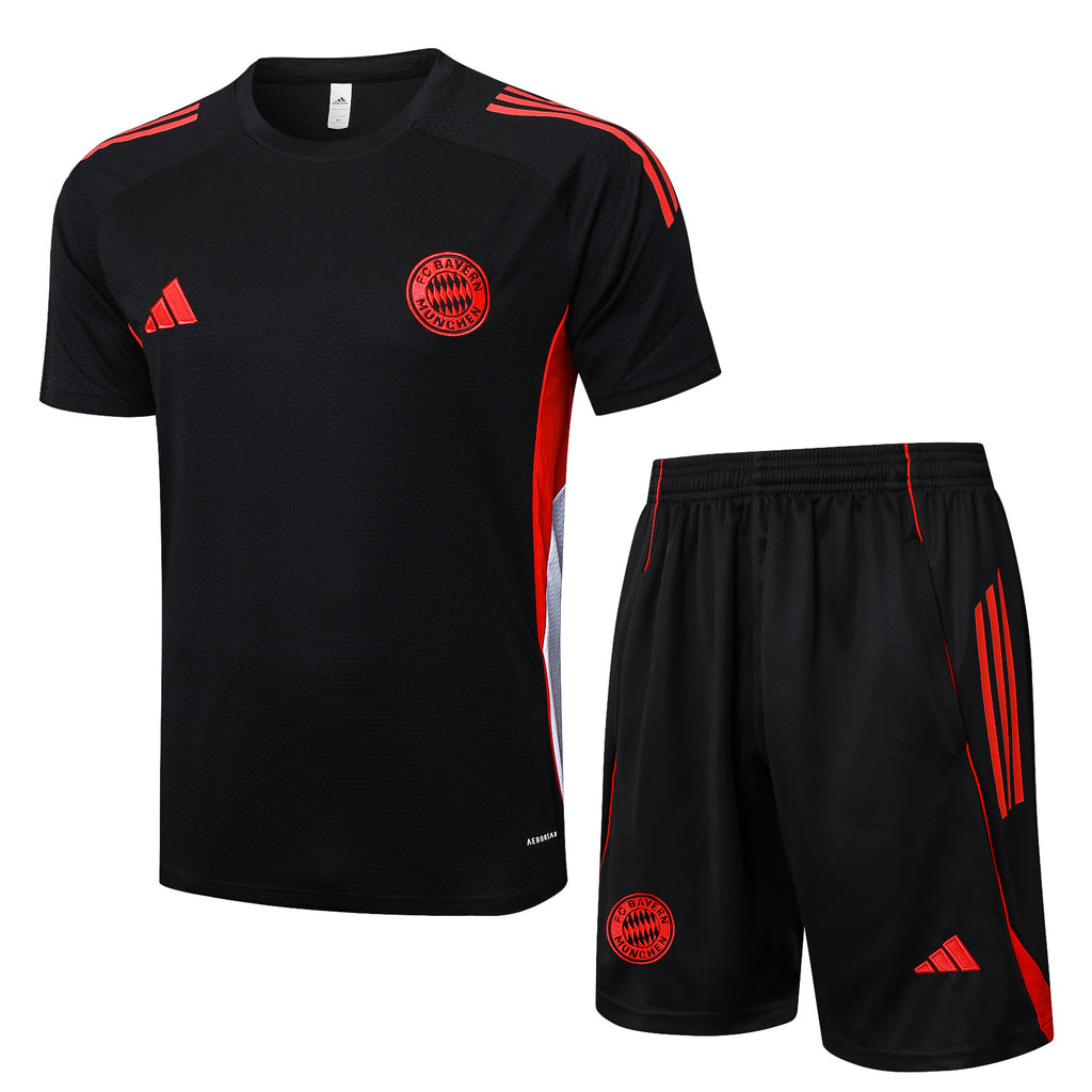 Conjunto de Entrenamiento Corto Bayern Múnich - 2025/26