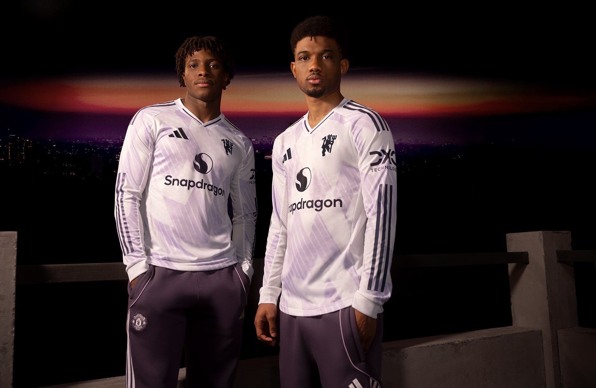 Camiseta Manchester United 2025/26 - 2ª Equipación Manga Larga