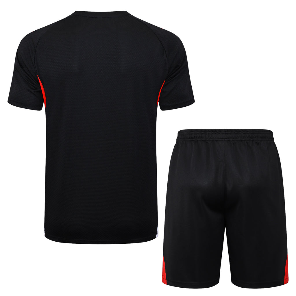 Conjunto de Entrenamiento Corto Bayern Múnich - 2025/26