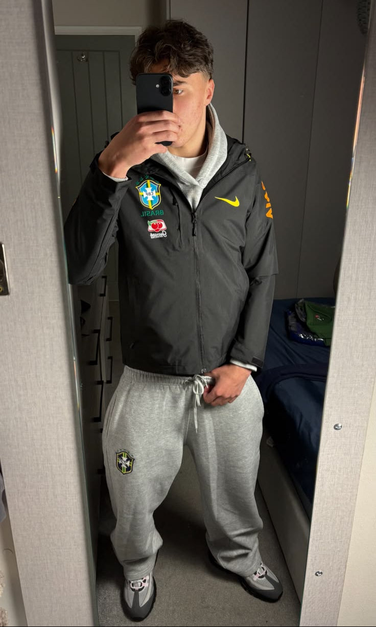Cortavientos Brasil Mundial 2026 - Negro