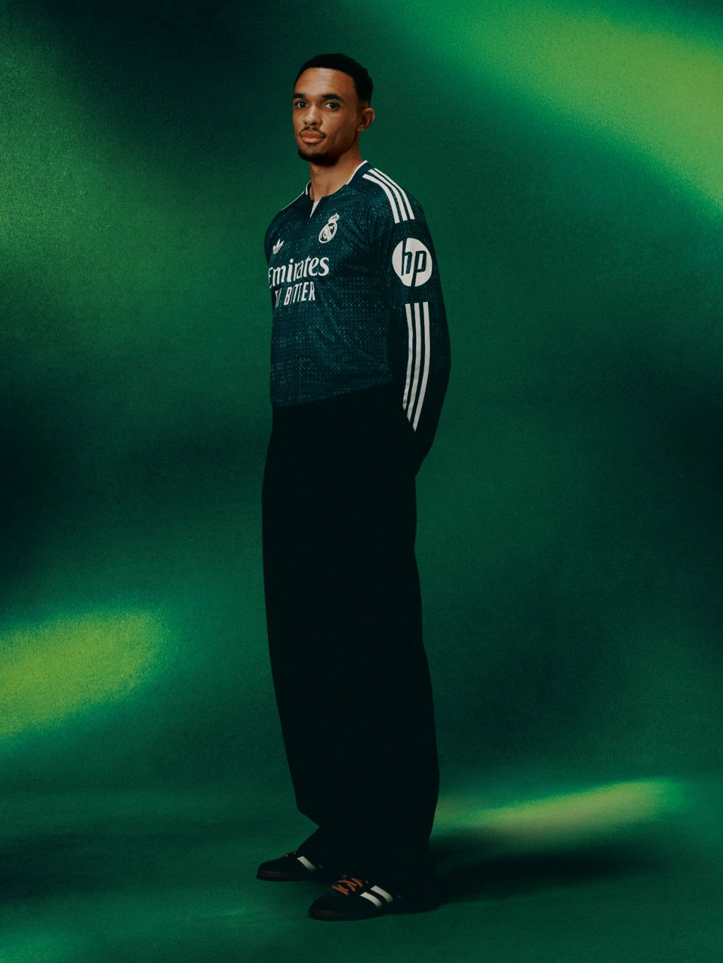 Camiseta Real Madrid 2026/27 - 2ª Equipación Manga Larga