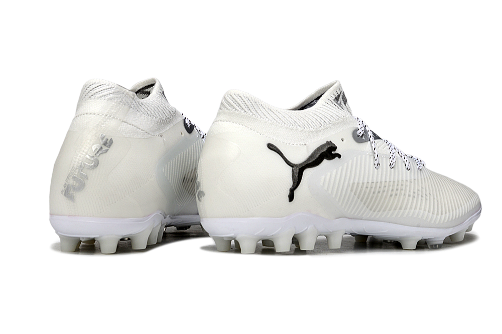 Botas Future 8 Ultimate AG (Con Tobillera) - Fútbol 11